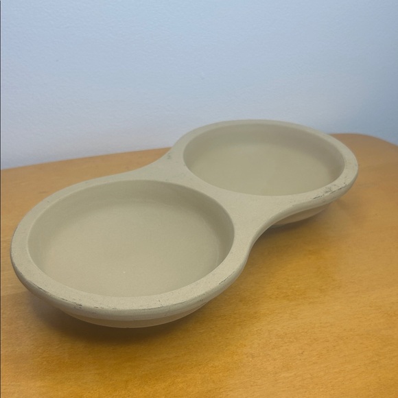The Pampered Chef Other - The Pampered Chef 🍳 Double Egg Stoneware Divided Dish Egg Cooker Dish